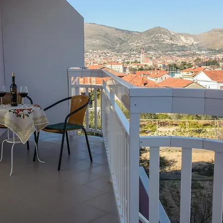 Mijo Apartman
