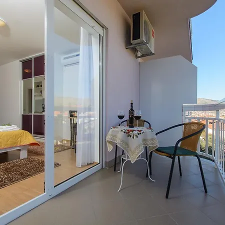 Mijo Apartman *