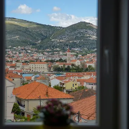 Mijo Apartment Trogir